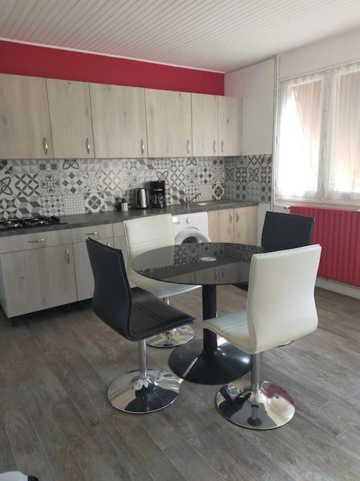 Guern ,Maison A La Campagne Dış mekan fotoğraf